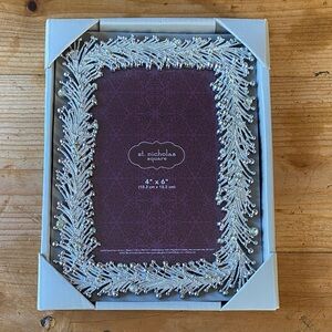 St. Nicholas Square Elegant Silver Frame